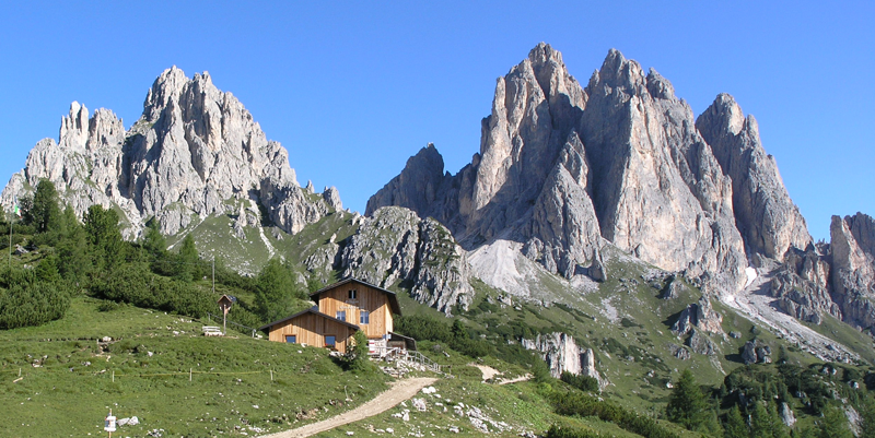 Rifugio Città di Carpi, foto by caicarpi.it